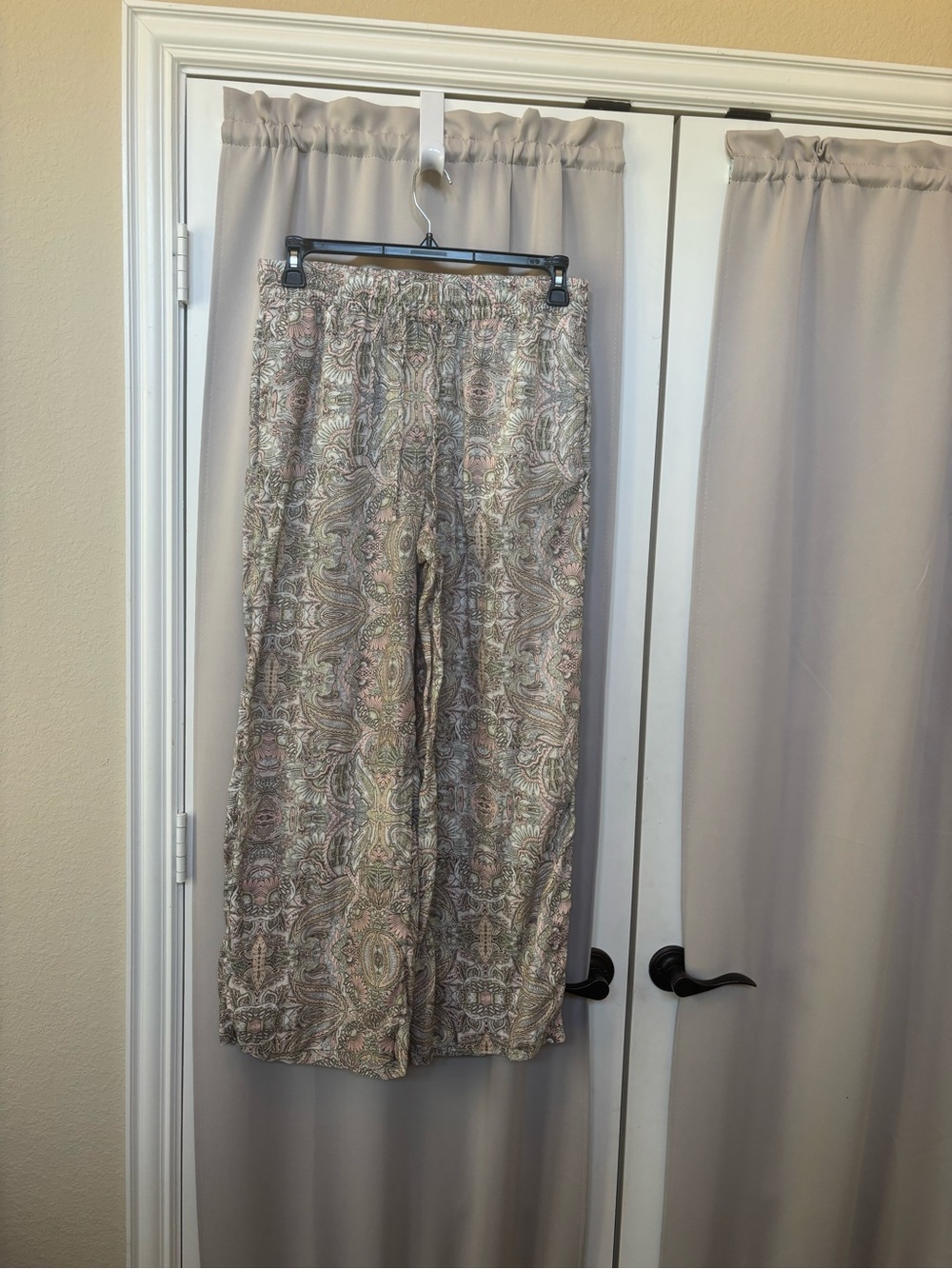 Chelsea & Theodore Neutral Linen Paisley Wide-Leg Pull-On Pants